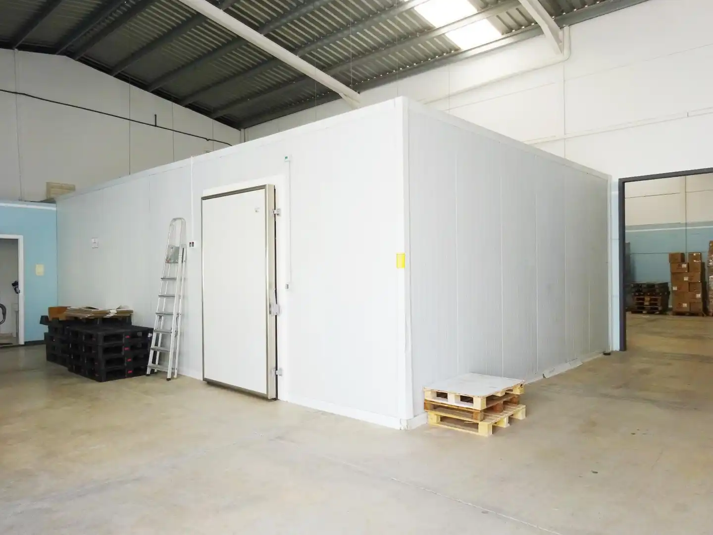 Nave industrial en venta en Calle HERREROS, El Viso del Alcor