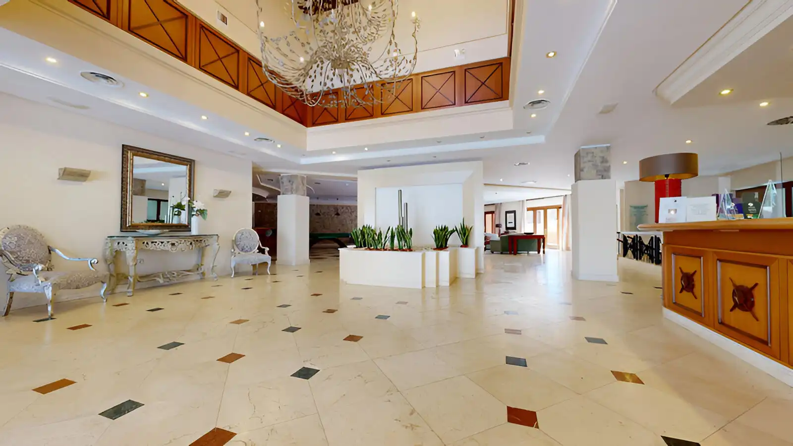 Apartament amb terrassa en venda a Estepona Pueblo, imagen 49
