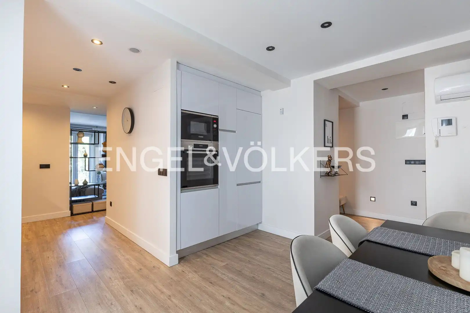 Flat for rent in Madrid  with Air Conditioner, Heating and Terrace