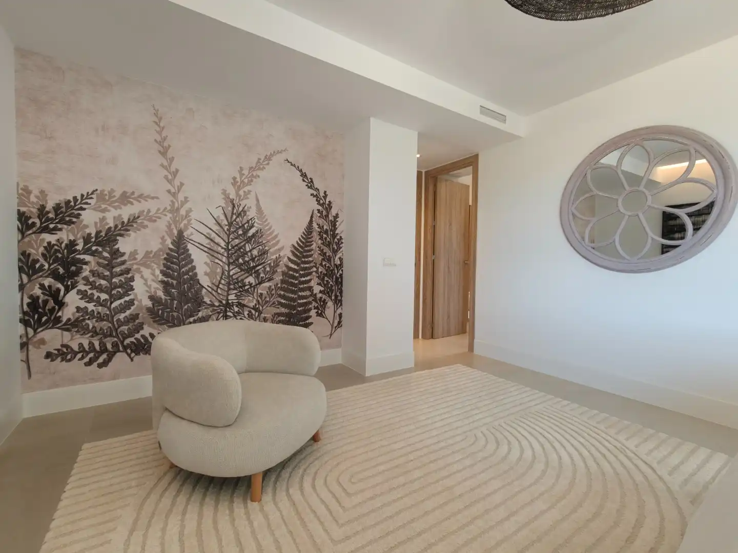 Sala de estar de Piso en venta en Sotogrande con Aire acondicionado, Calefacción y Terraza