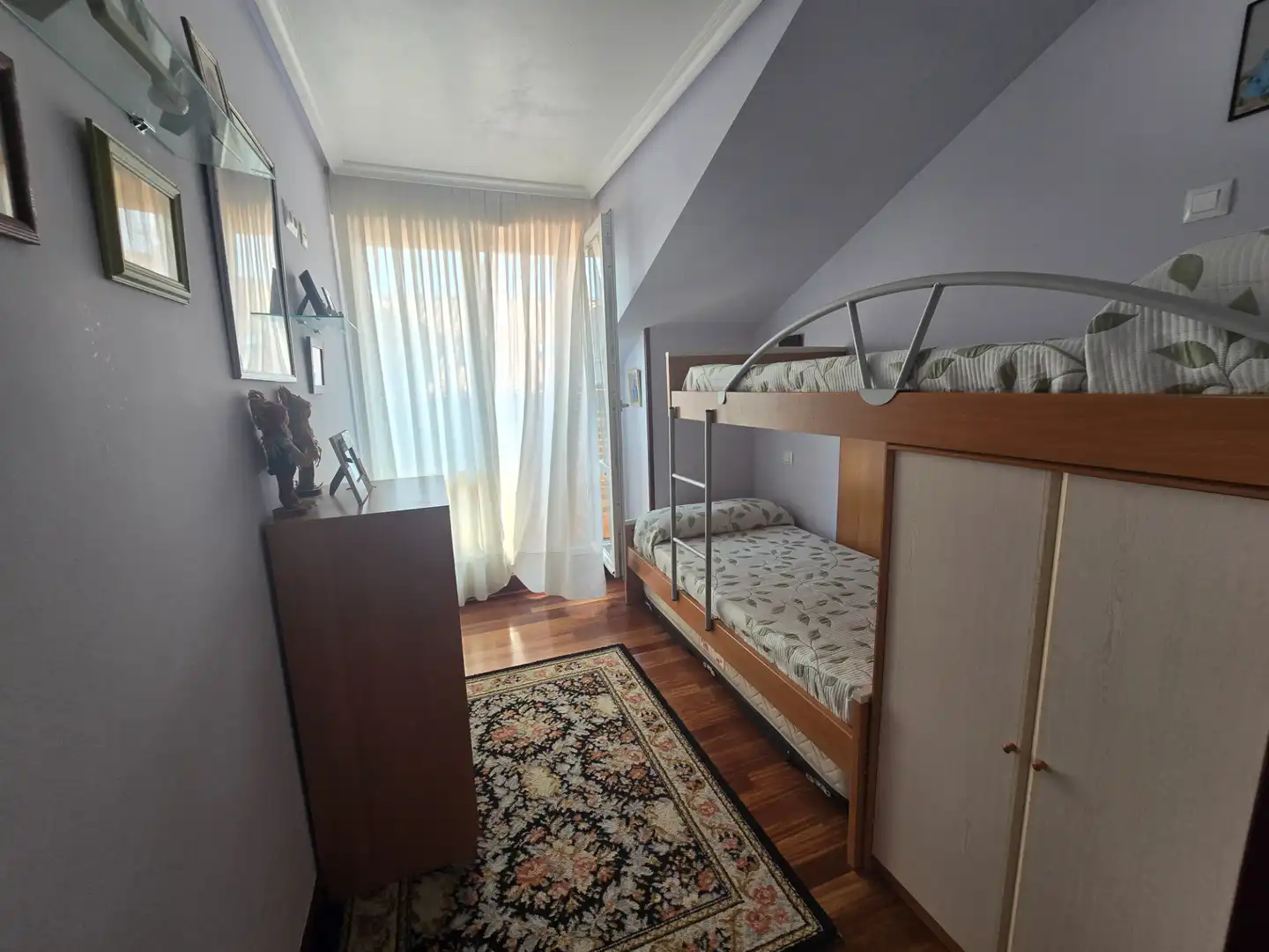 Habitación de Dúplex en venta en Bareyo con Calefacción, Parquet y Terraza