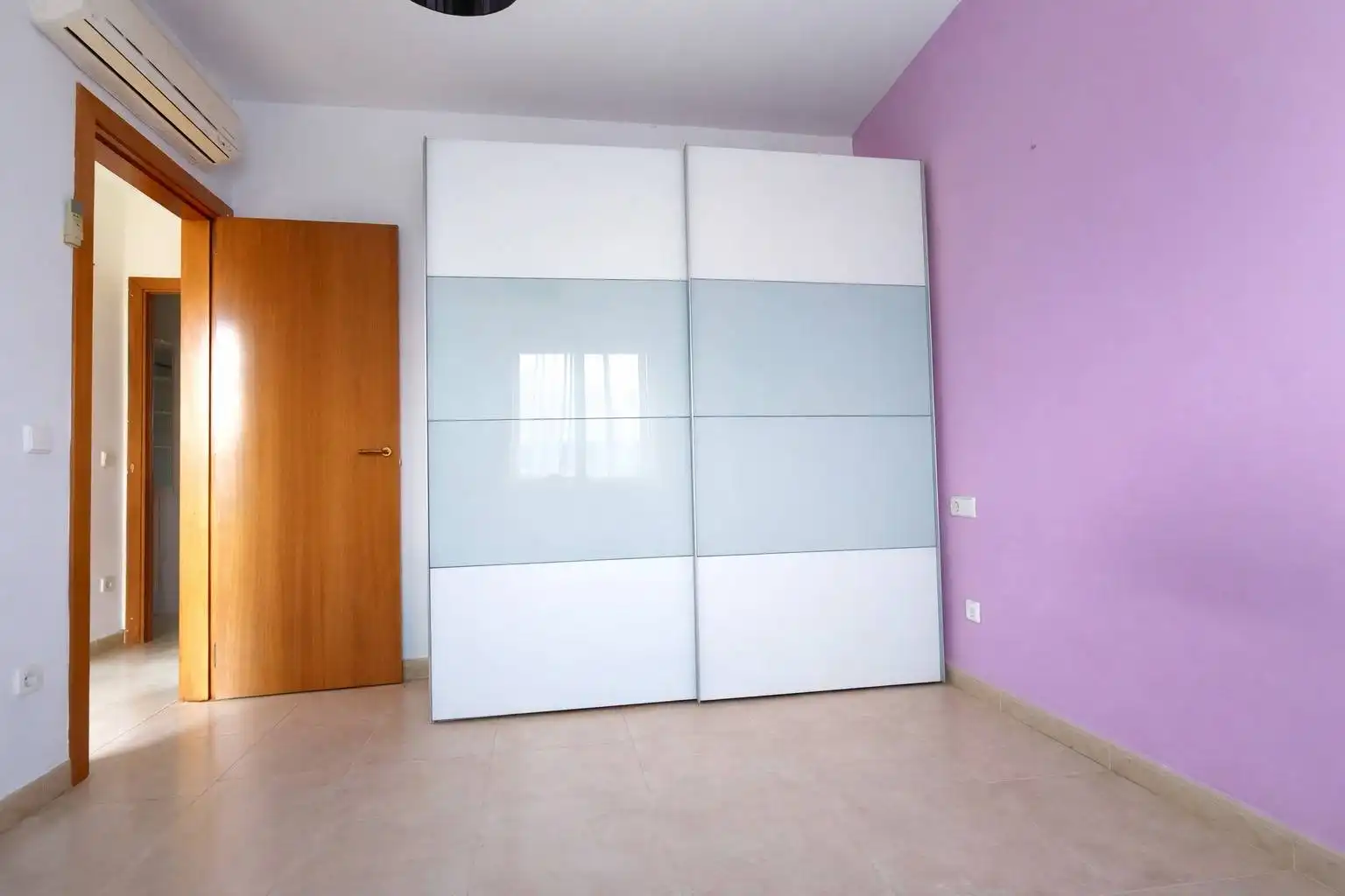 Habitación de Casa o chalet en venta en L'Escala con Aire acondicionado, Calefacción y Jardín privado
