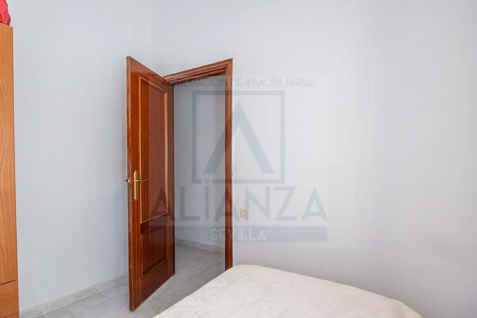 Habitación de Piso en venta en Camas con Aire acondicionado