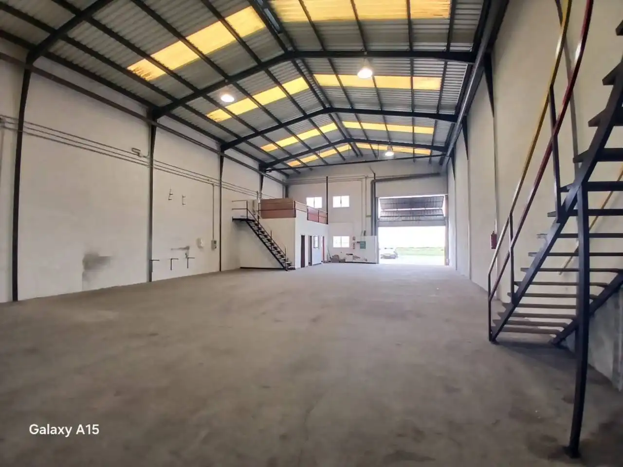 Industrial building to rent in Alcàsser, imagen 2