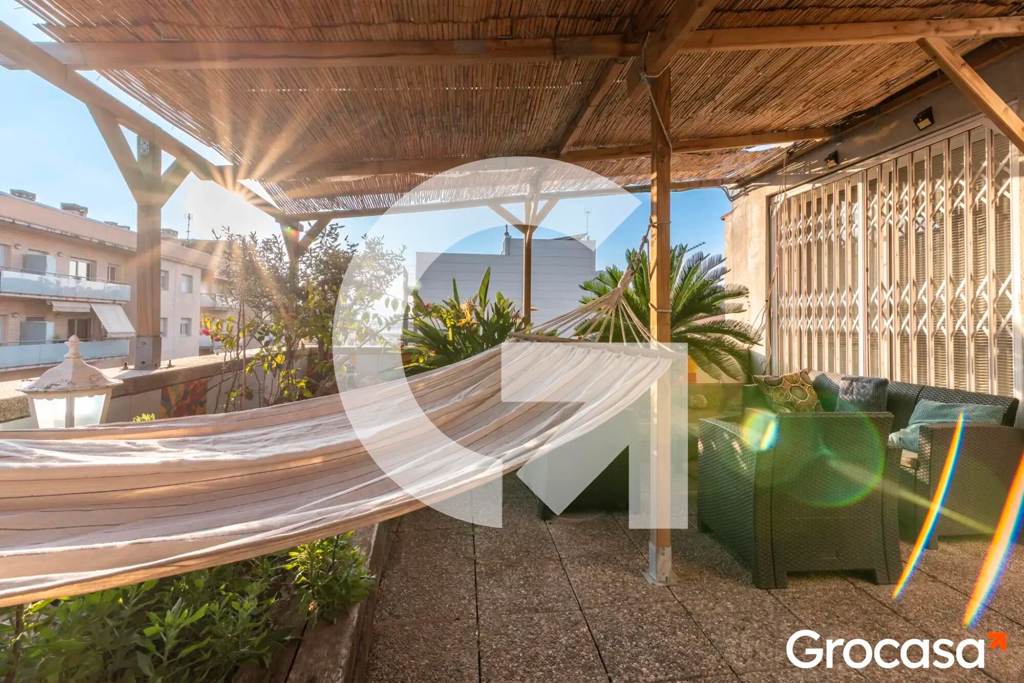 Jardí de Casa o xalet en venda en Sant Feliu de Llobregat amb Aire condicionat, Calefacció i Terrassa