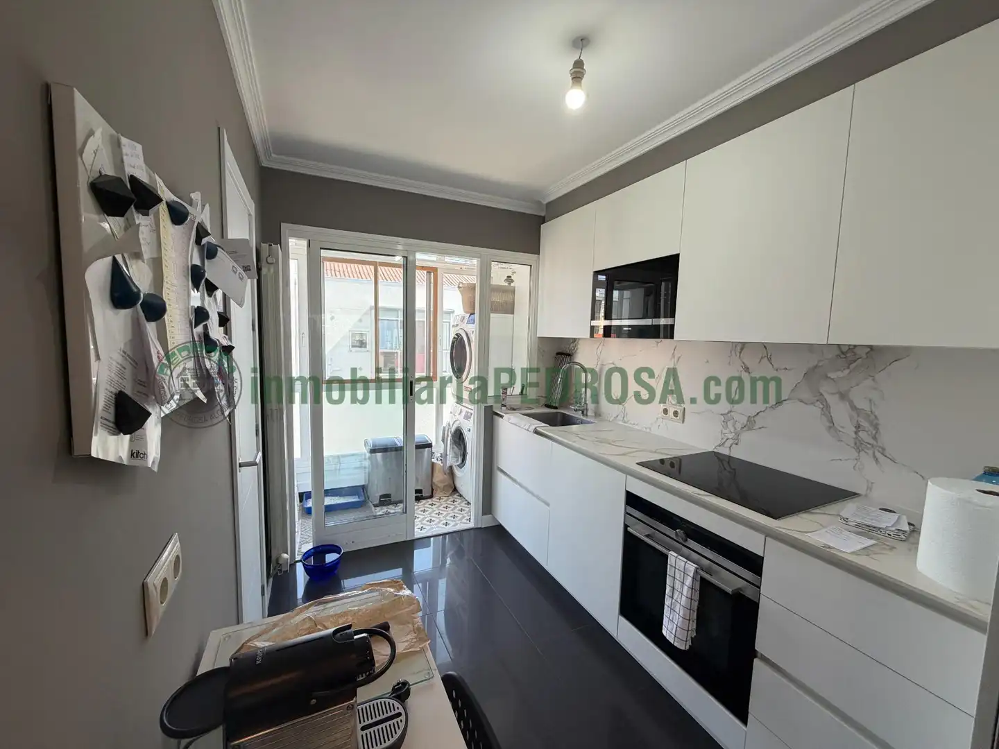 Flat for rent in Avenida MARIA VICTORIA MORENO, Zona Fernández Ladreda