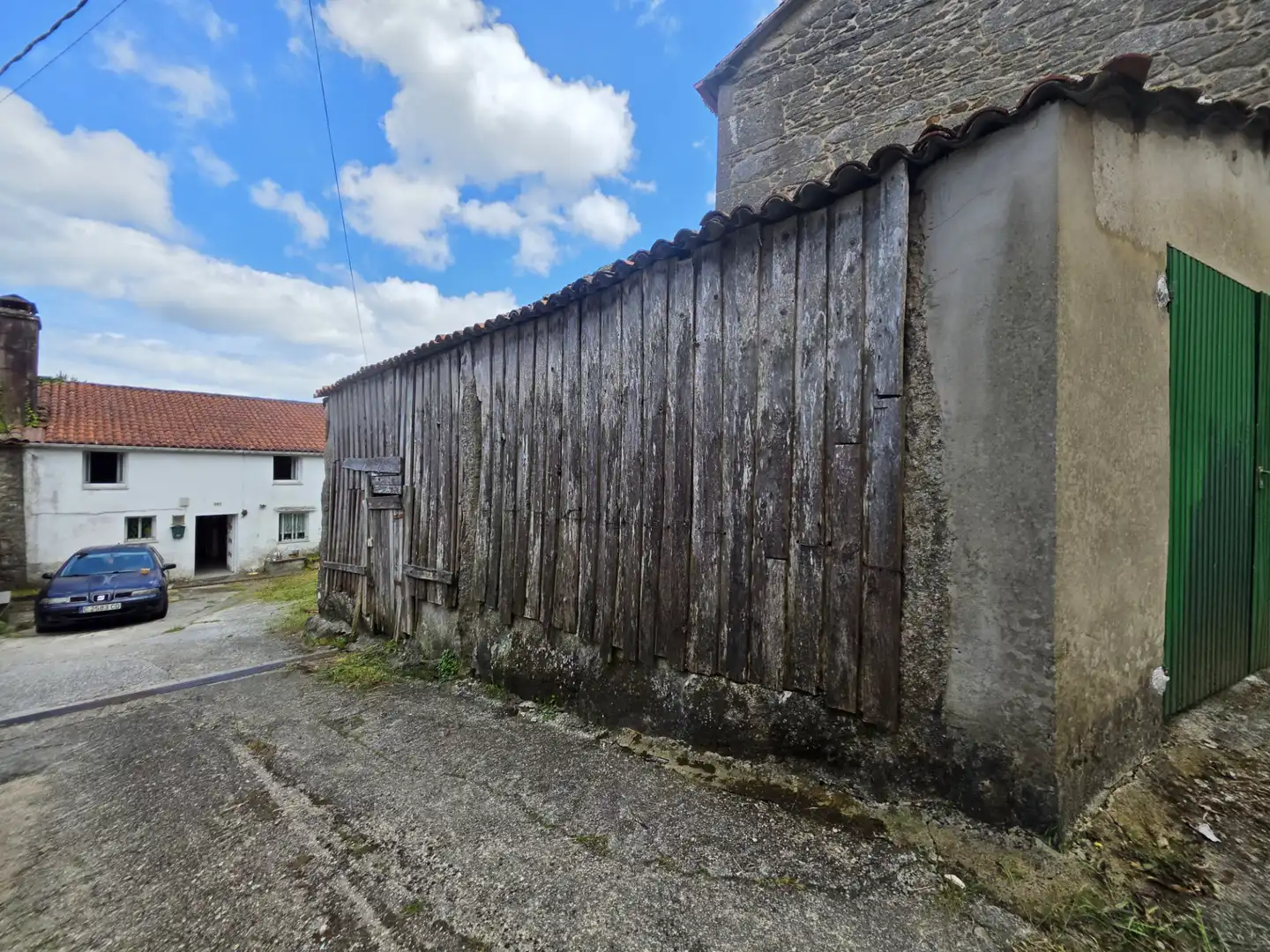 Vista exterior de Finca rústica en venda en Vimianzo amb Jardí privat i Traster