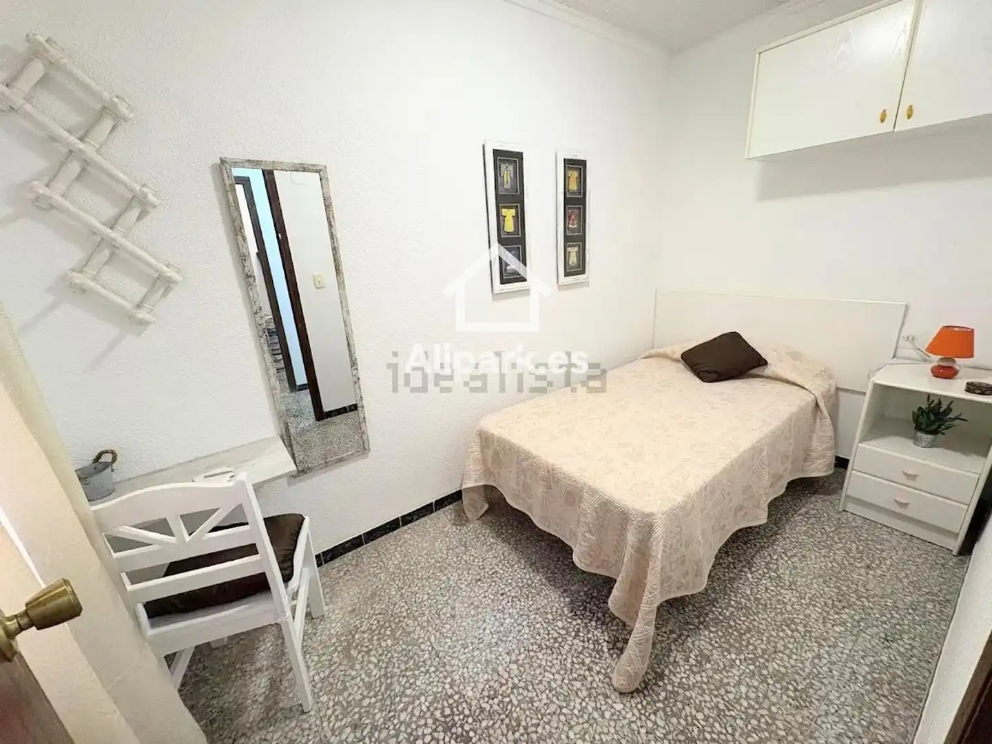 Habitación de Piso en venta en Novelda con Terraza