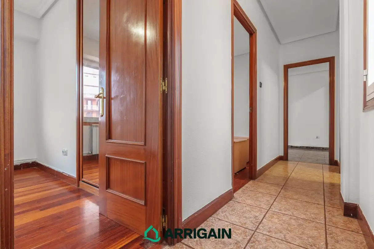 Piso en venta en Andoain con Calefacción y Terraza