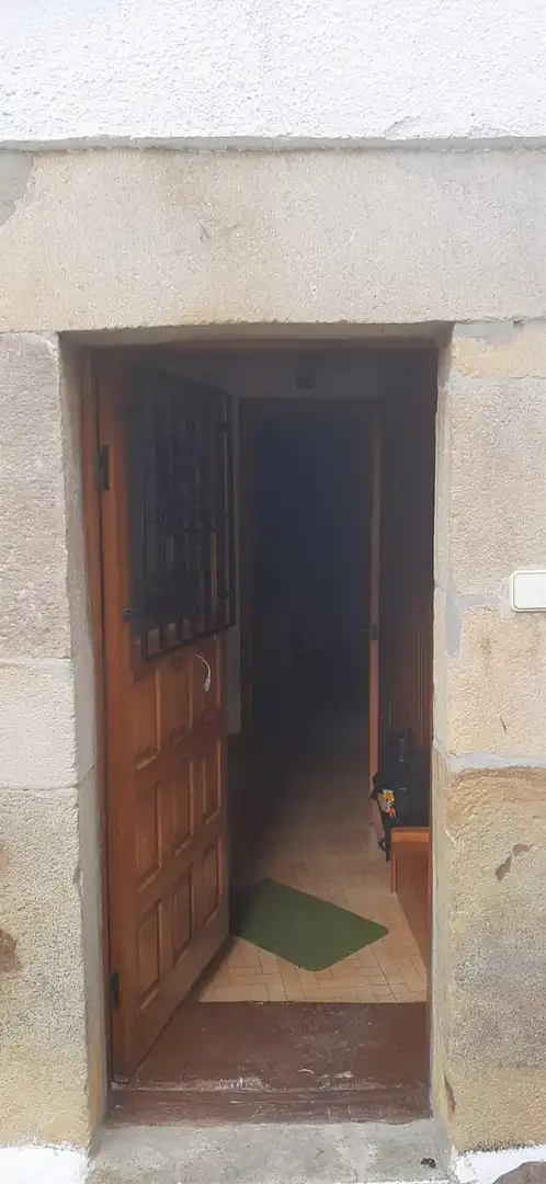 Casa adosada en venta en Polaciones - BO PUENTE PUMAR, 21, Polaciones