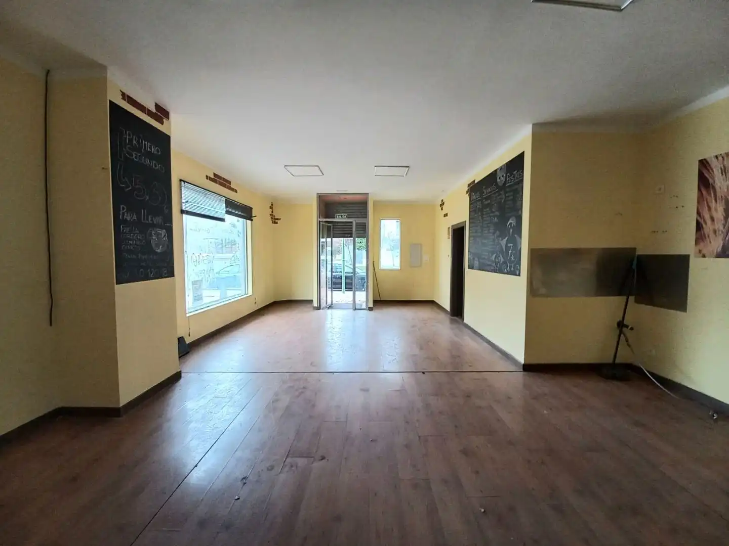 Commercial properties for rent in N/A, Universidad - Las Huelgas