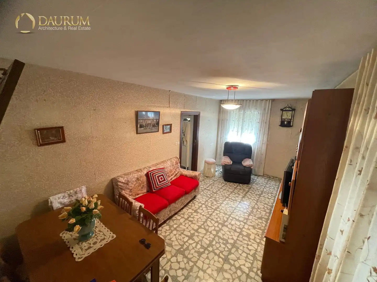 Sala d'estar de Pis en venda en Madrid amb Calefacció