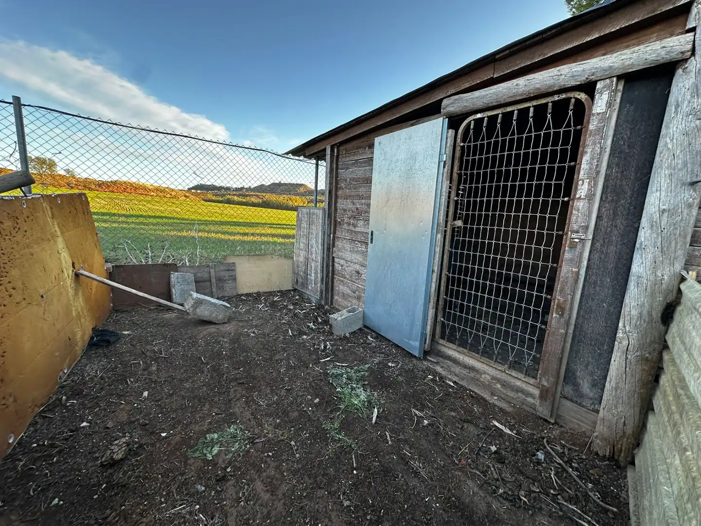 Vista exterior de Finca rústica en venta en Montoliu de Lleida con Calefacción, Jardín privado y Internet