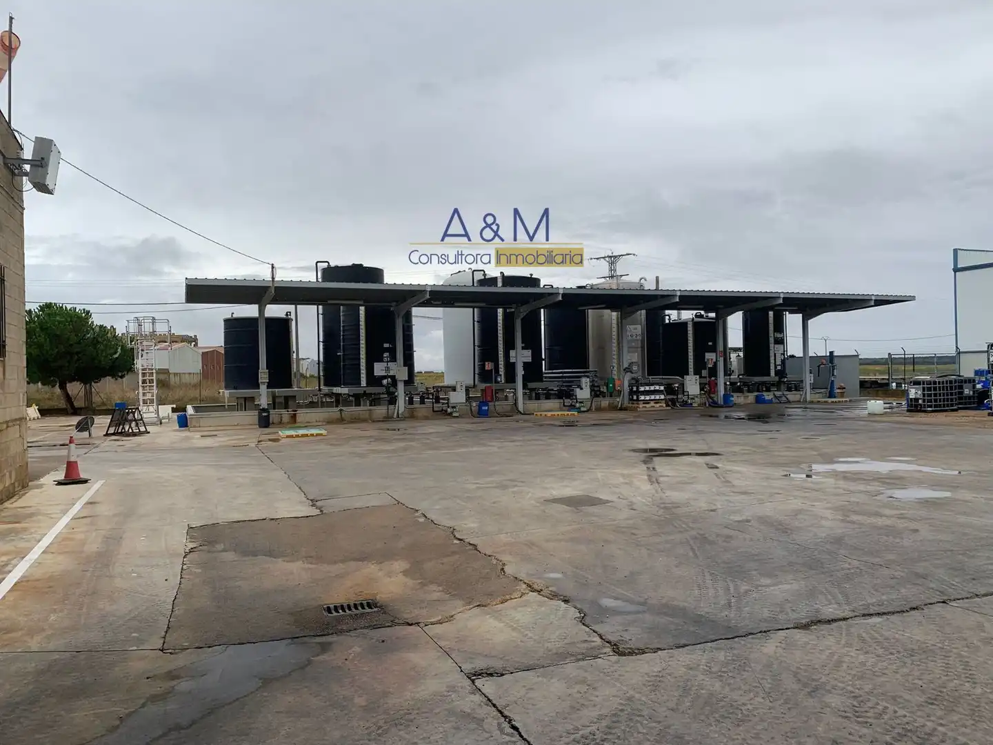 Vista exterior de Nave industrial en venta en San Cristóbal de Entreviñas