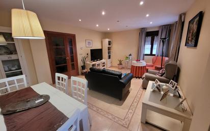 Living room of House or chalet for sale in Portillo  with Air Conditioner, Heating and Terrace