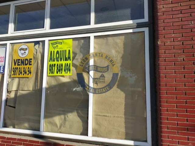 Local comercial en Alquiler en Puente Castro