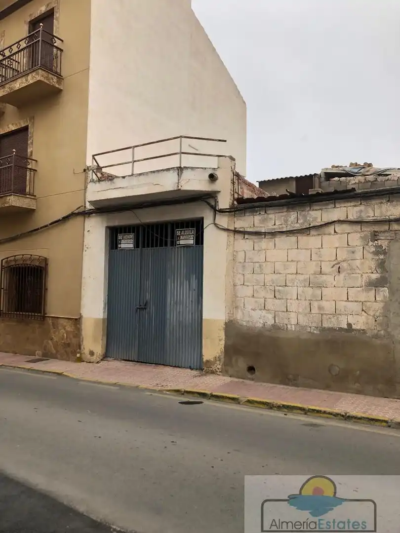 Individual for sale in Albox