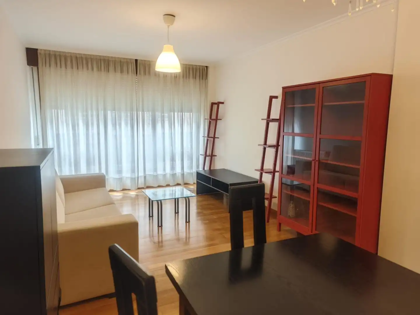 Living room of Flat for rent in Culleredo  with Heating, Parquet flooring and Storage room