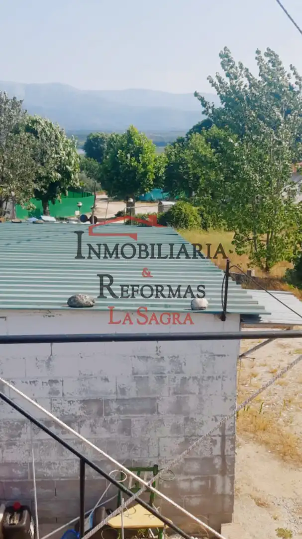 Vista exterior de Finca rústica en venta en Talayuela con Jardín privado, Terraza y Amueblado