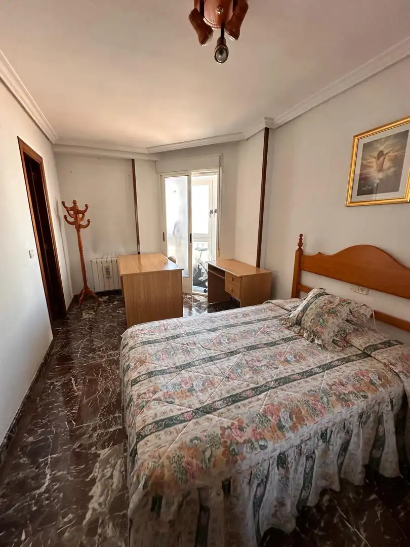 Dormitori de Dúplex en venda en Jaén amb Aire condicionat, Terrassa i Balcó