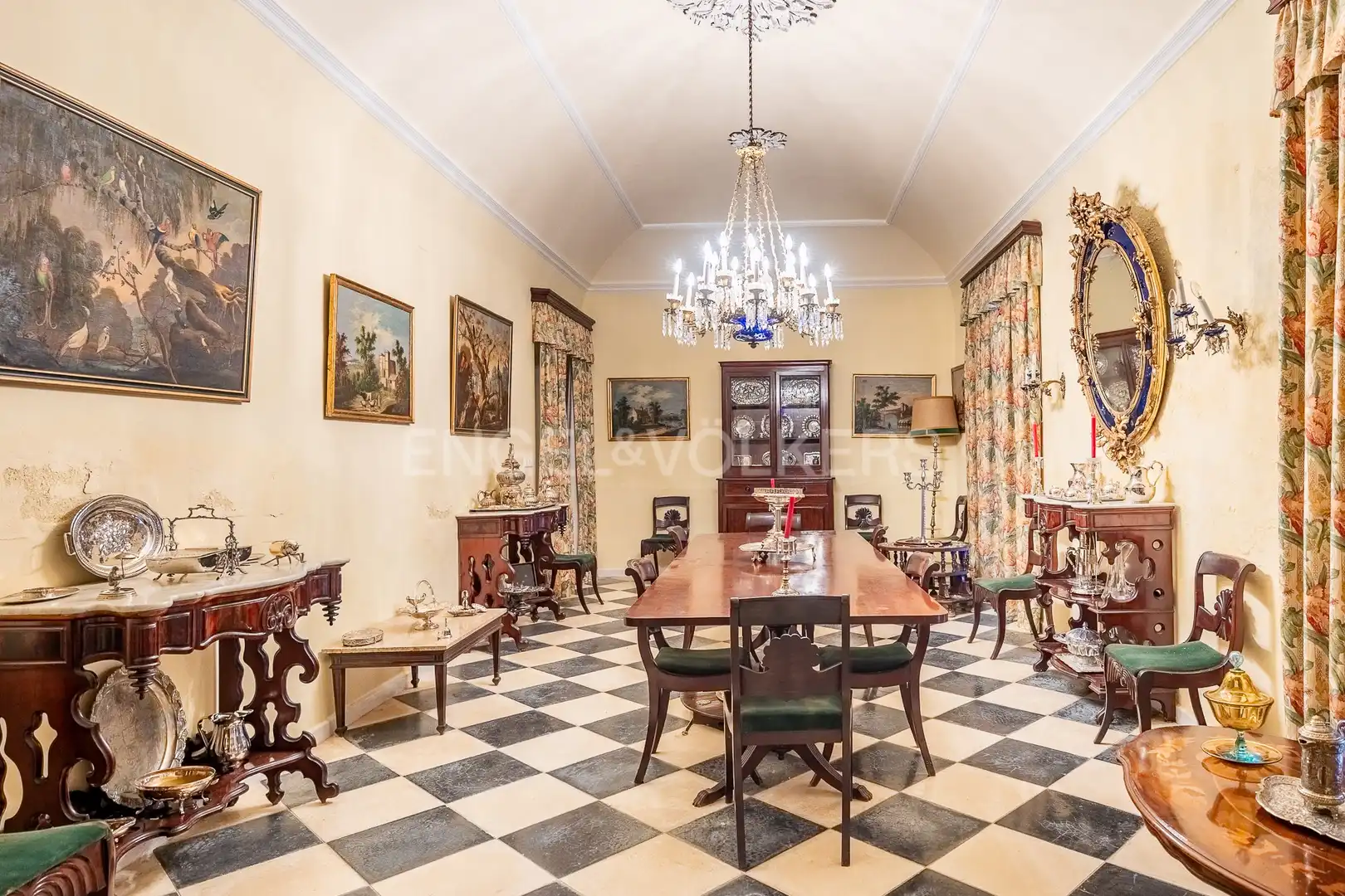 Comedor de Casa o chalet en venta en Fuente del Maestre con Calefacción, Jardín privado y Terraza