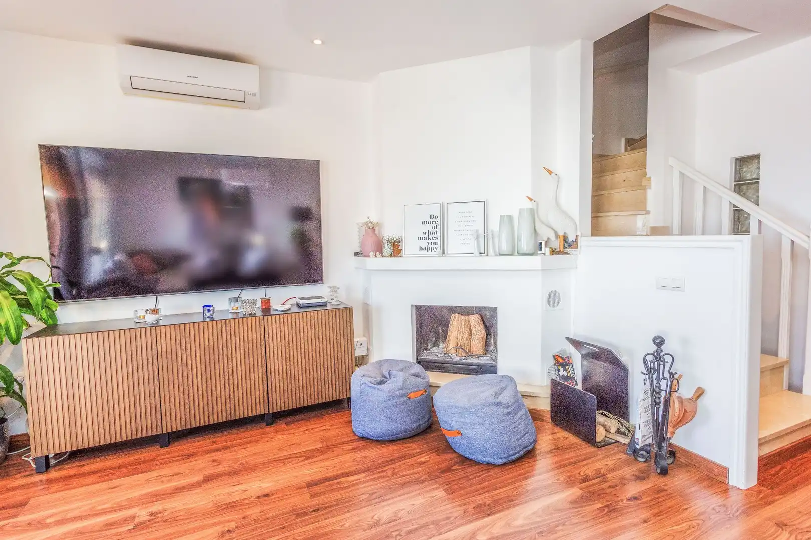 Living room of Detached homes for sale in Benalmádena  with Air Conditioner, Heating and Private garden