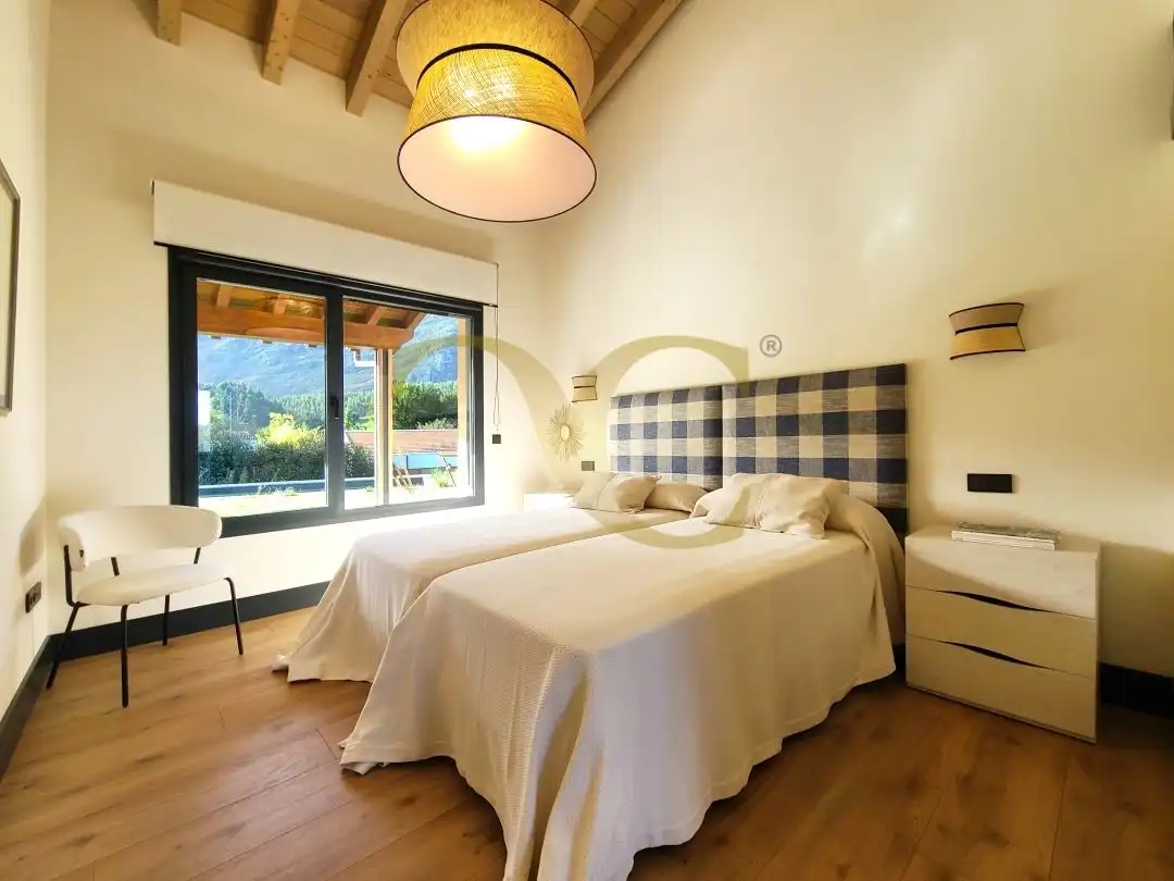 Bedroom of Houses for sale in Ribadesella  with Air Conditioner, Heating and Private garden