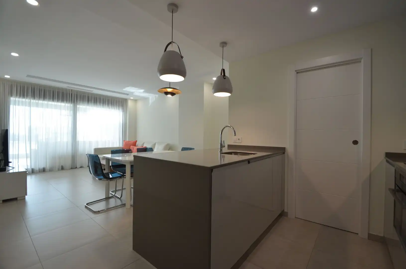 Apartament amb piscina en venda a Isla Canela, imagen 14