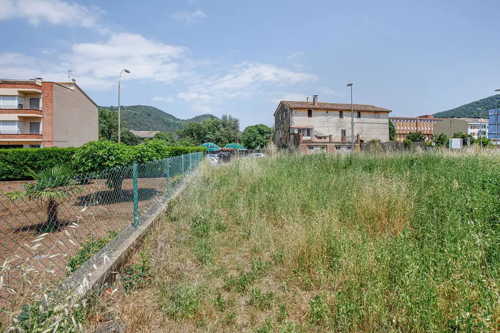 Oficina en venta en C/ Compositor Aubert, Montbrió del Camp