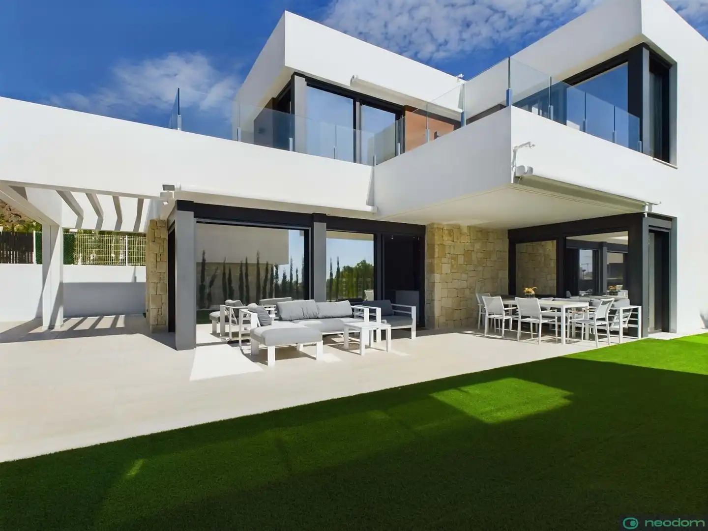 Casa amb terrassa en venda a Carrer Praga, imagen 4