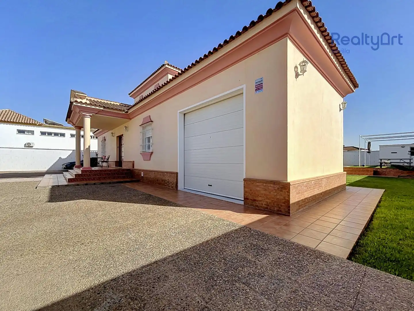 Exterior view of Houses for sale in Tomares  with Air Conditioner, Heating and Private garden