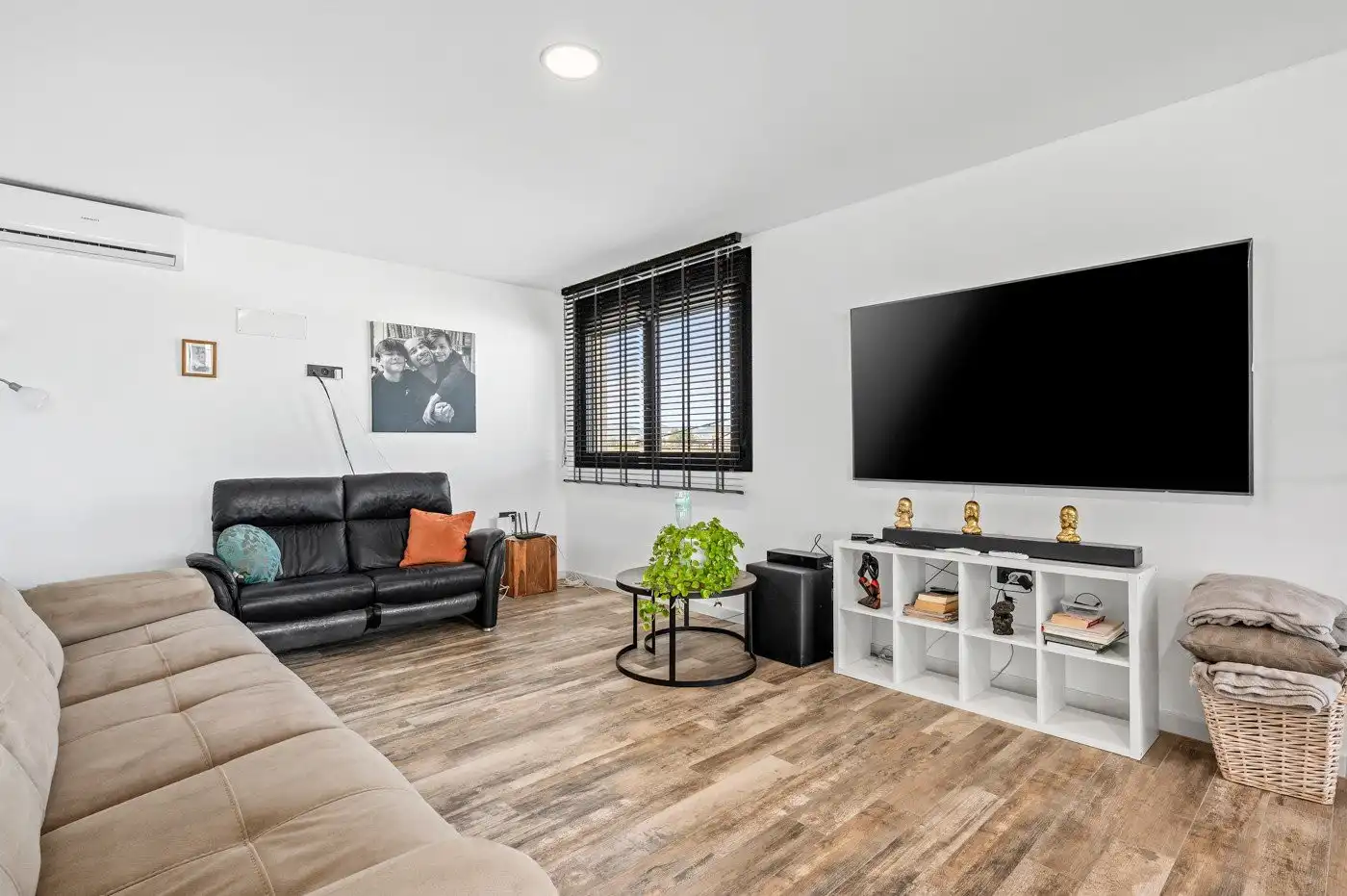 Sala de estar de Finca rústica en venta en Murcia con Terraza, Trastero y Piscina