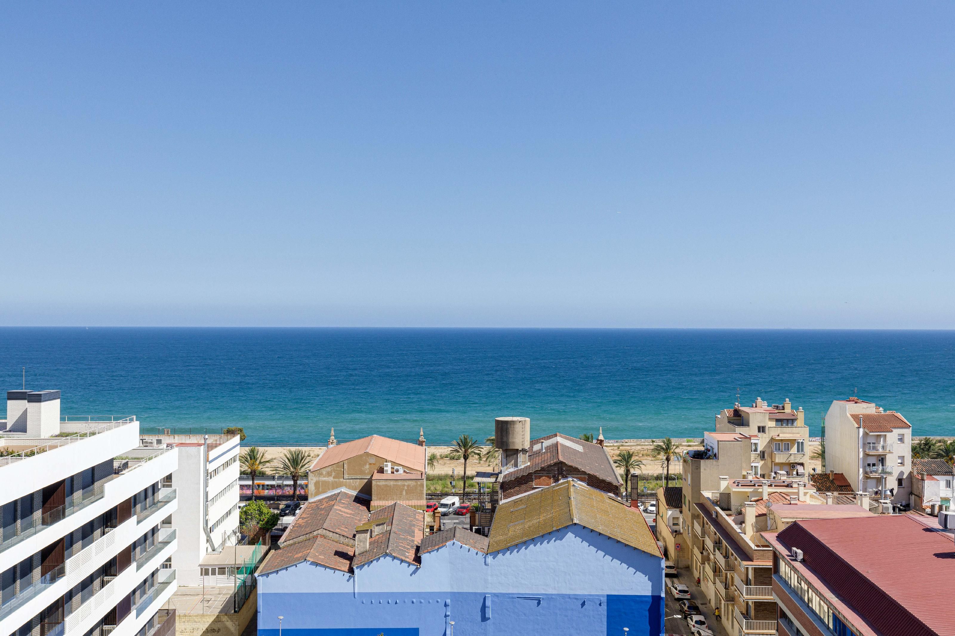 Vista exterior de Apartament en venda en Montgat amb Jardí privat, Piscina i Balcó