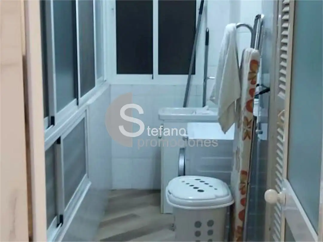 Baño de Piso en venta en Marbella con Parquet y Terraza