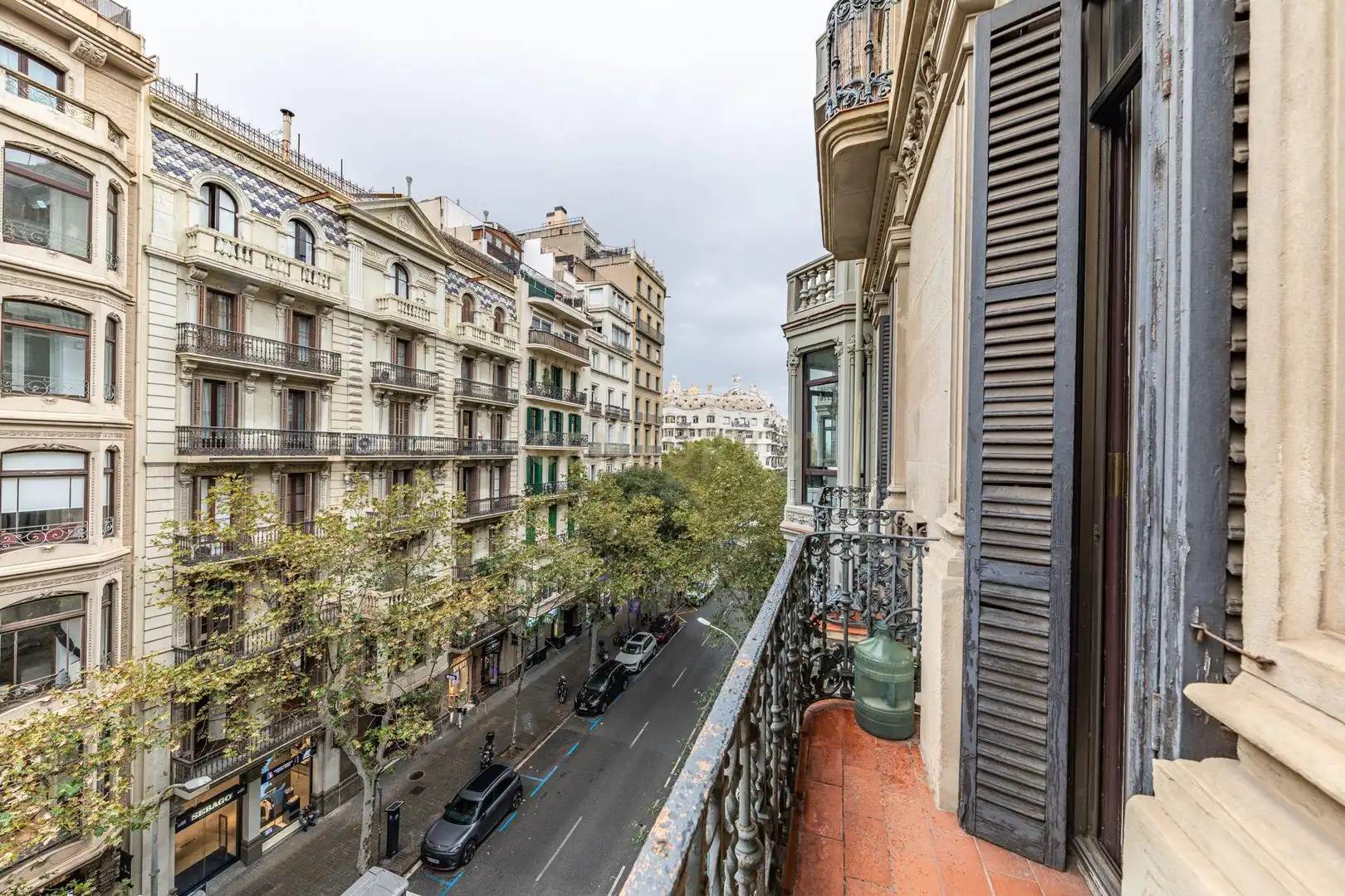 Vista exterior de Local de alquiler en Barcelona