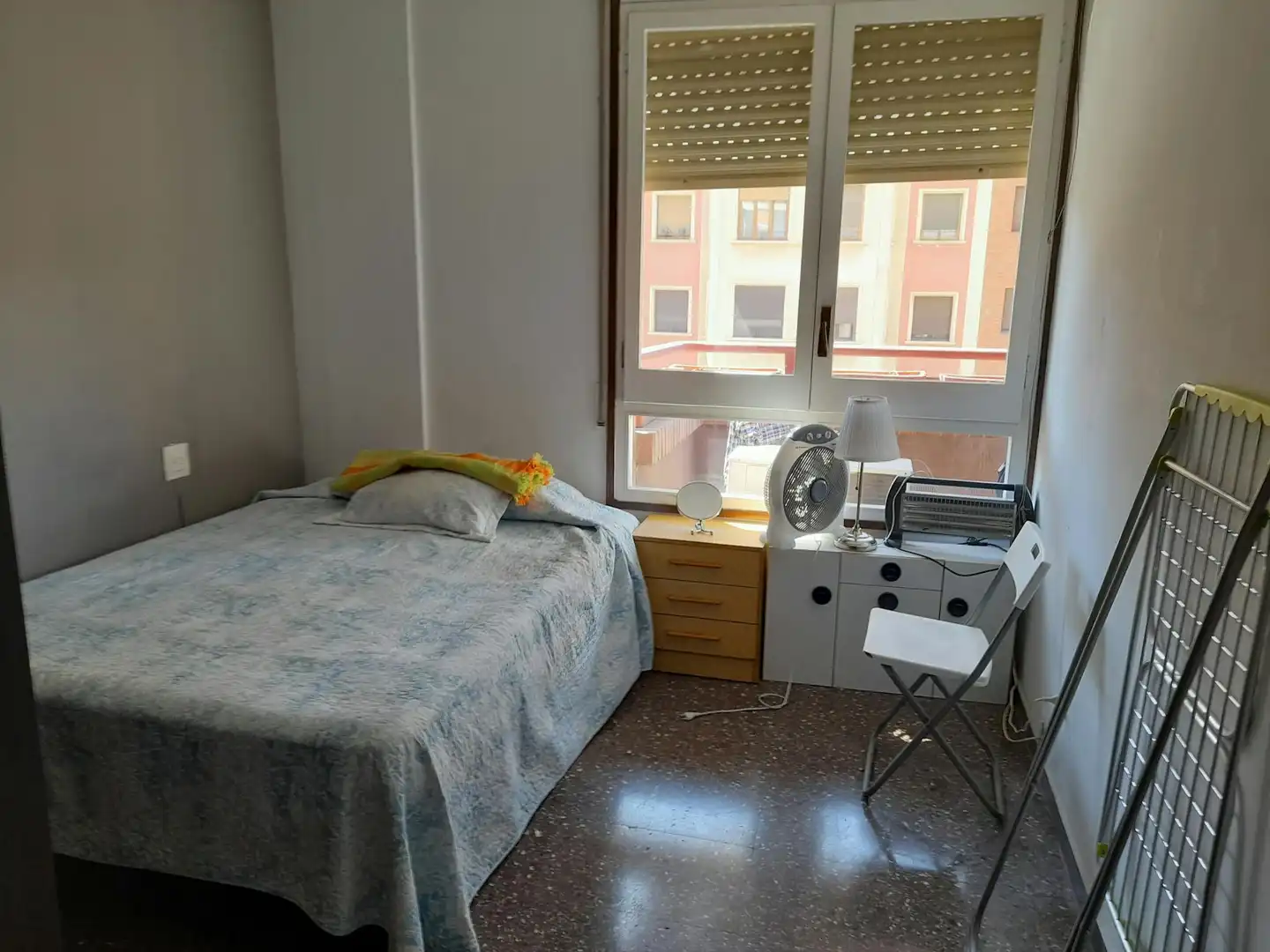 Habitación de Piso para compartir en  Barcelona Capital con Calefacción, Amueblado y Lavadora