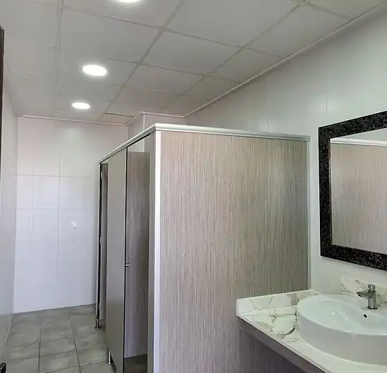 Bathroom of Commercial properties for sale in Cullera  with Air Conditioner, Heating and Terrace