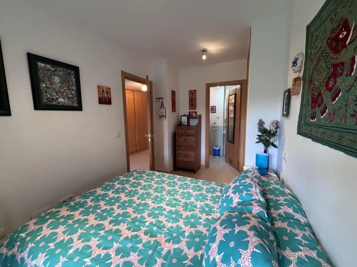 Habitación de Apartamento en venta en Llanes con Calefacción, Terraza y Trastero