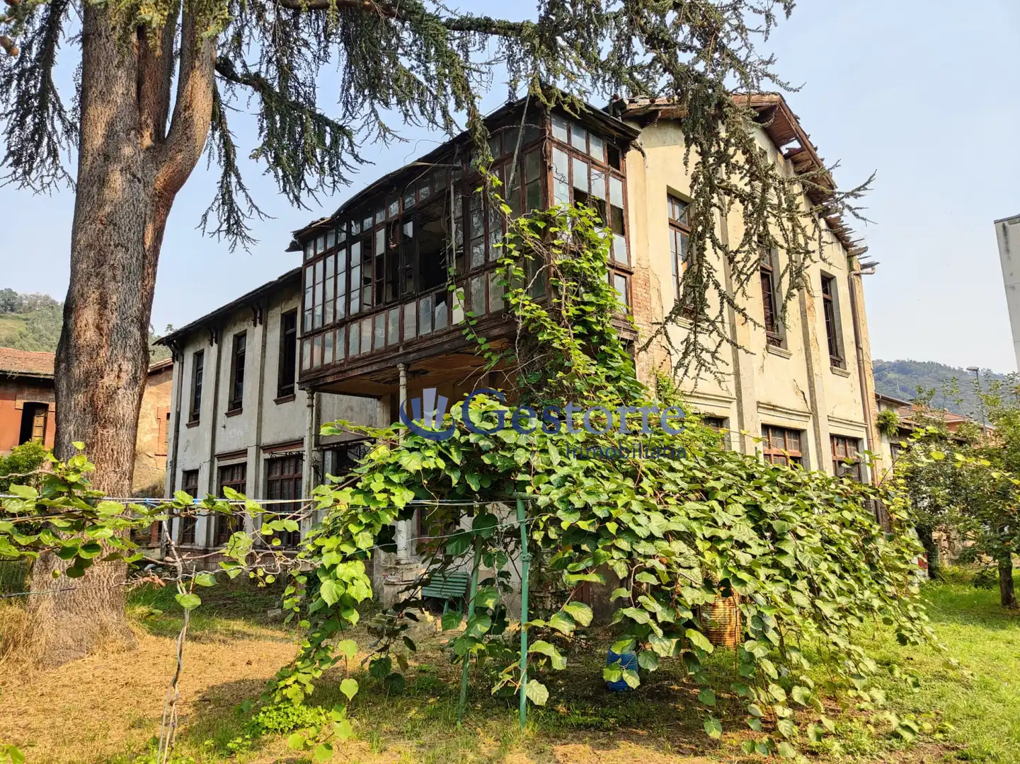 Lands and plots for sale in Mieres - CR GENERAL-UJO 70