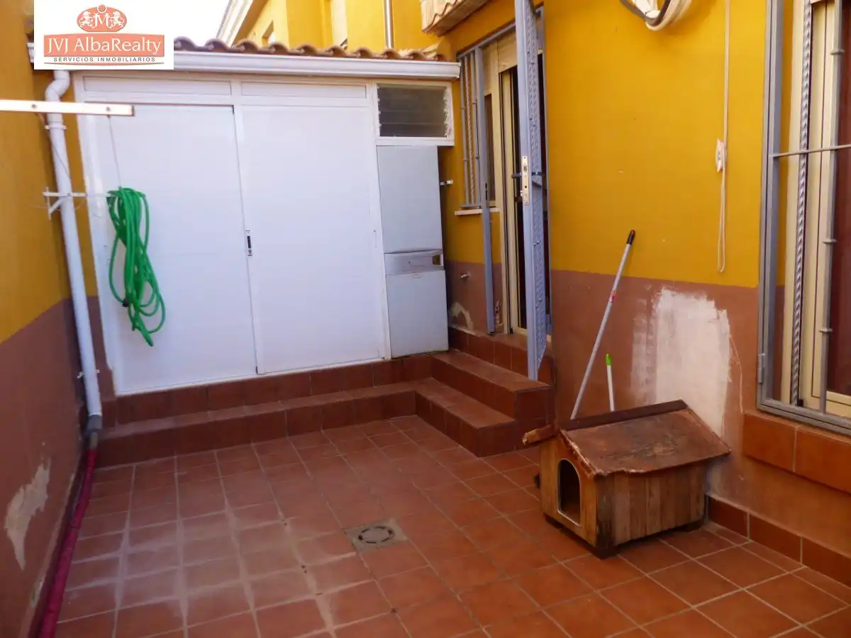 Jardín de Casa adosada en venta en Albacete con Calefacción y Balcón