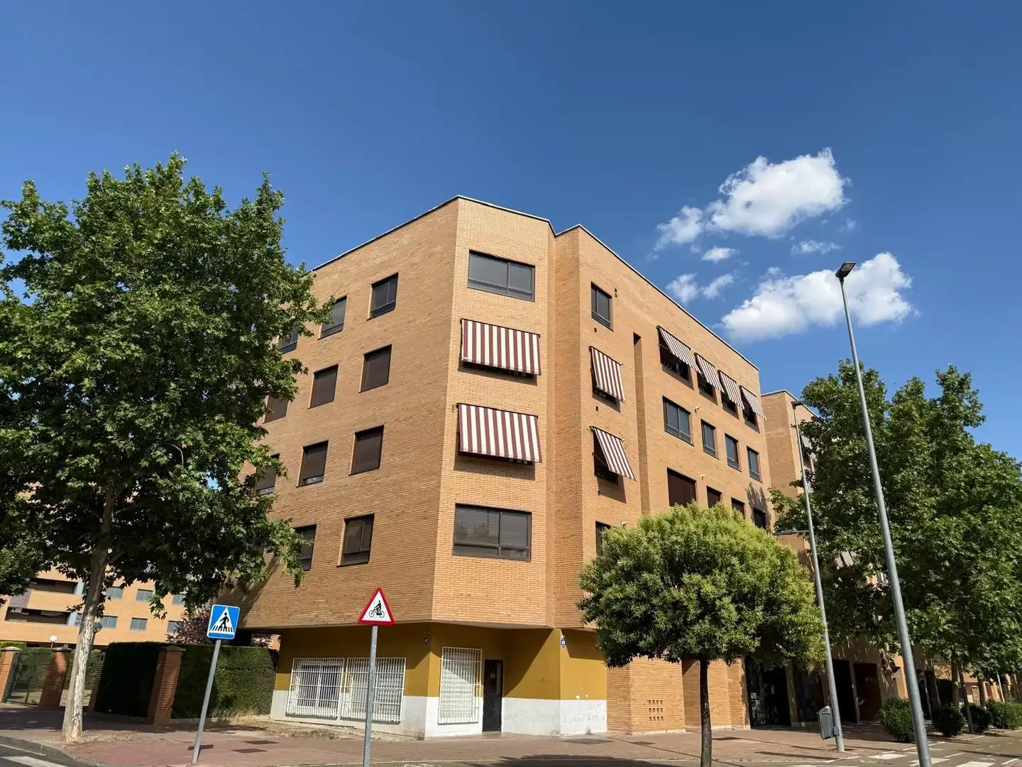 Außenansicht von Wohnung zur Miete in Valladolid mit Heizung und Abstellraum