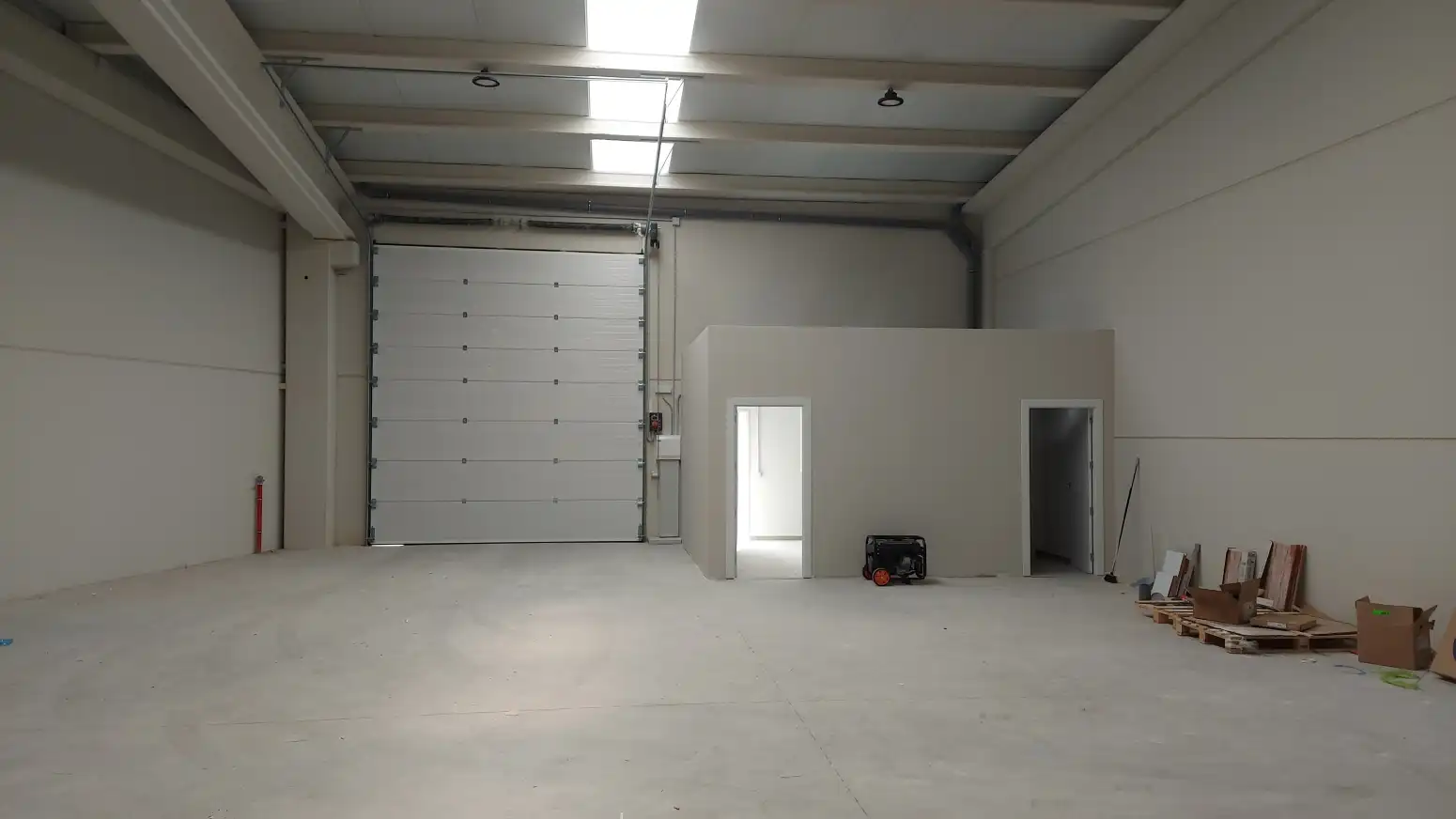 Nau industrial de lloguer en  Logroño