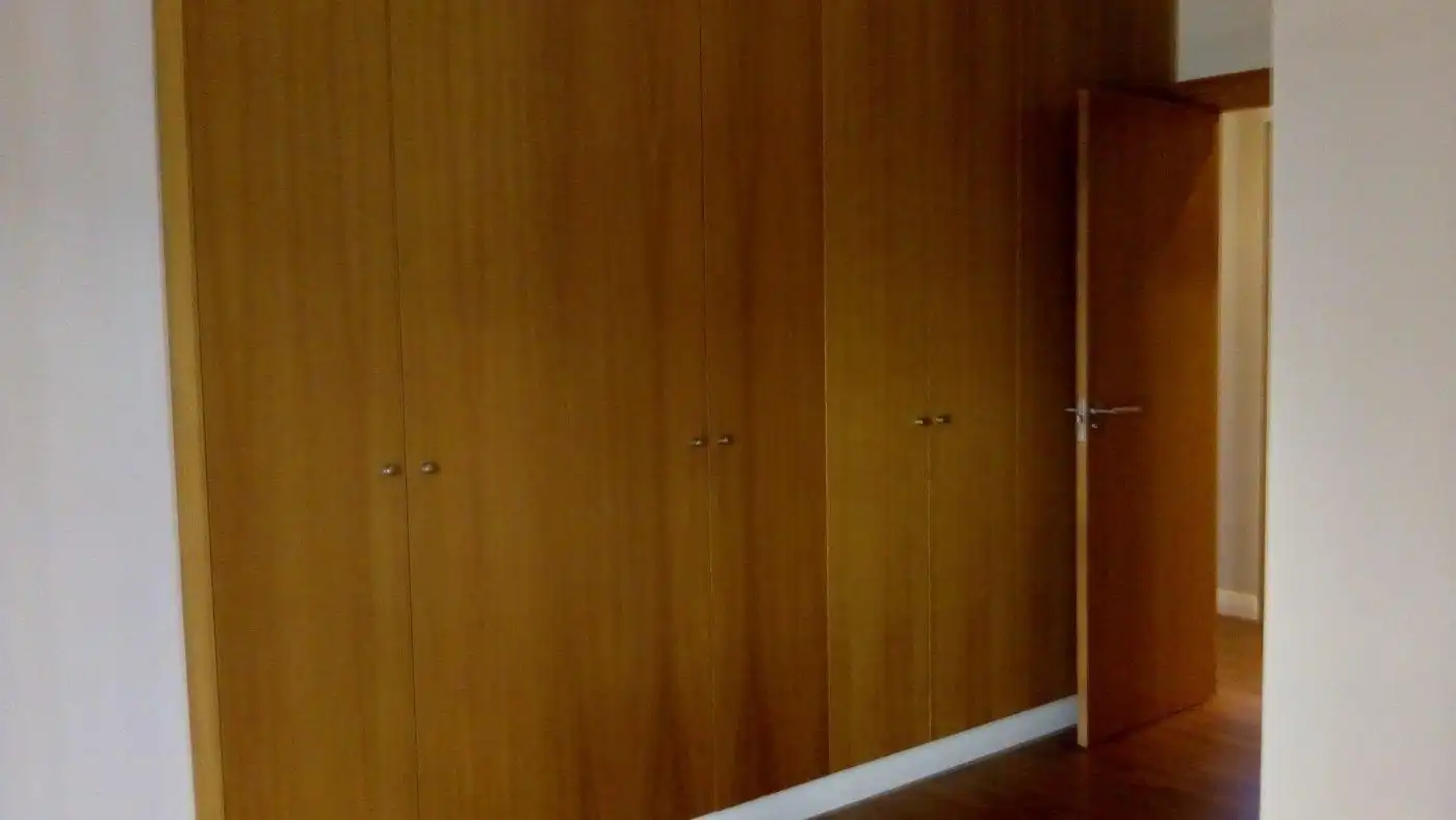 Habitación de Piso de alquiler en Elche / Elx con Aire acondicionado, Parquet y Trastero