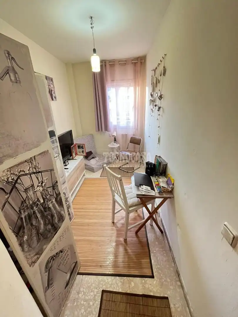 Habitación de Piso en venta en Barcelona con Balcón