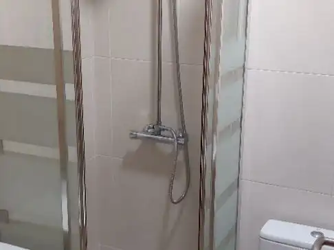 Badezimmer von Wohnung zur Miete in A Illa de Arousa  mit Heizung, Möbliert und Ofen