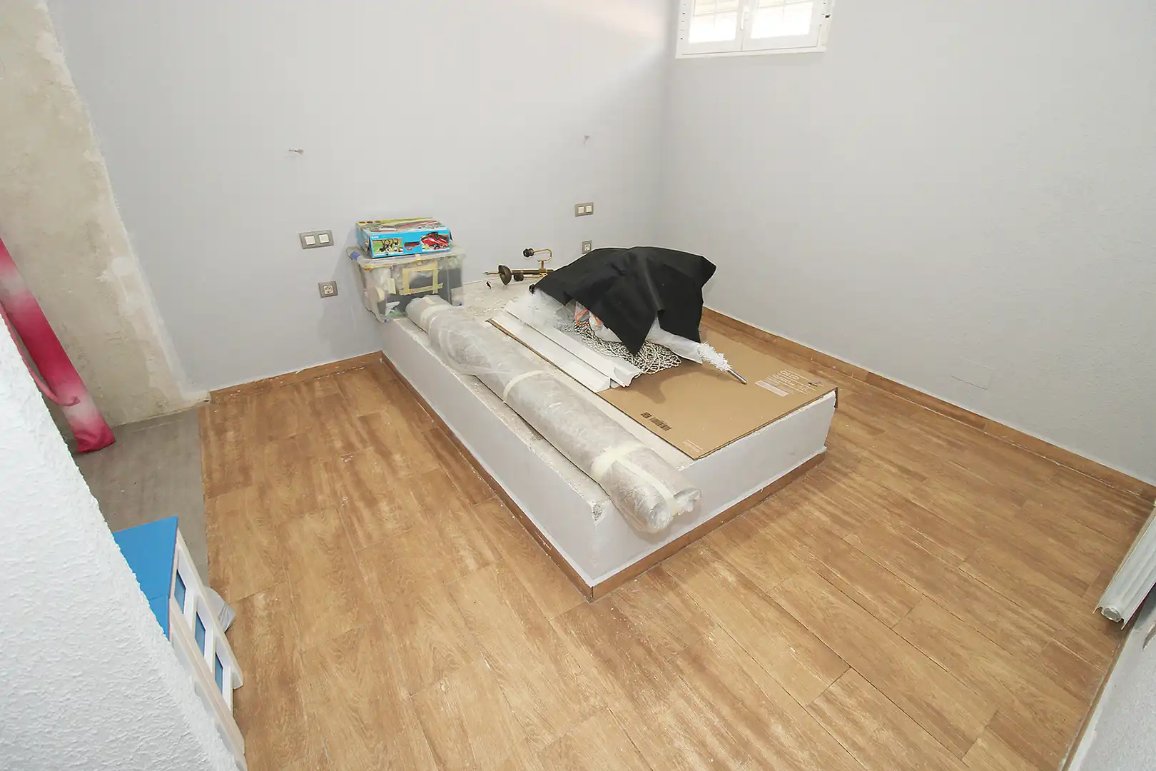 Habitación de Casa o chalet en venta en Torremocha de Jarama con Aire acondicionado, Calefacción y Jardín privado