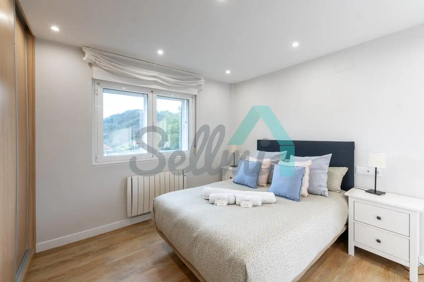 Habitación de Piso en venta en Carreño con Calefacción, Terraza y Amueblado