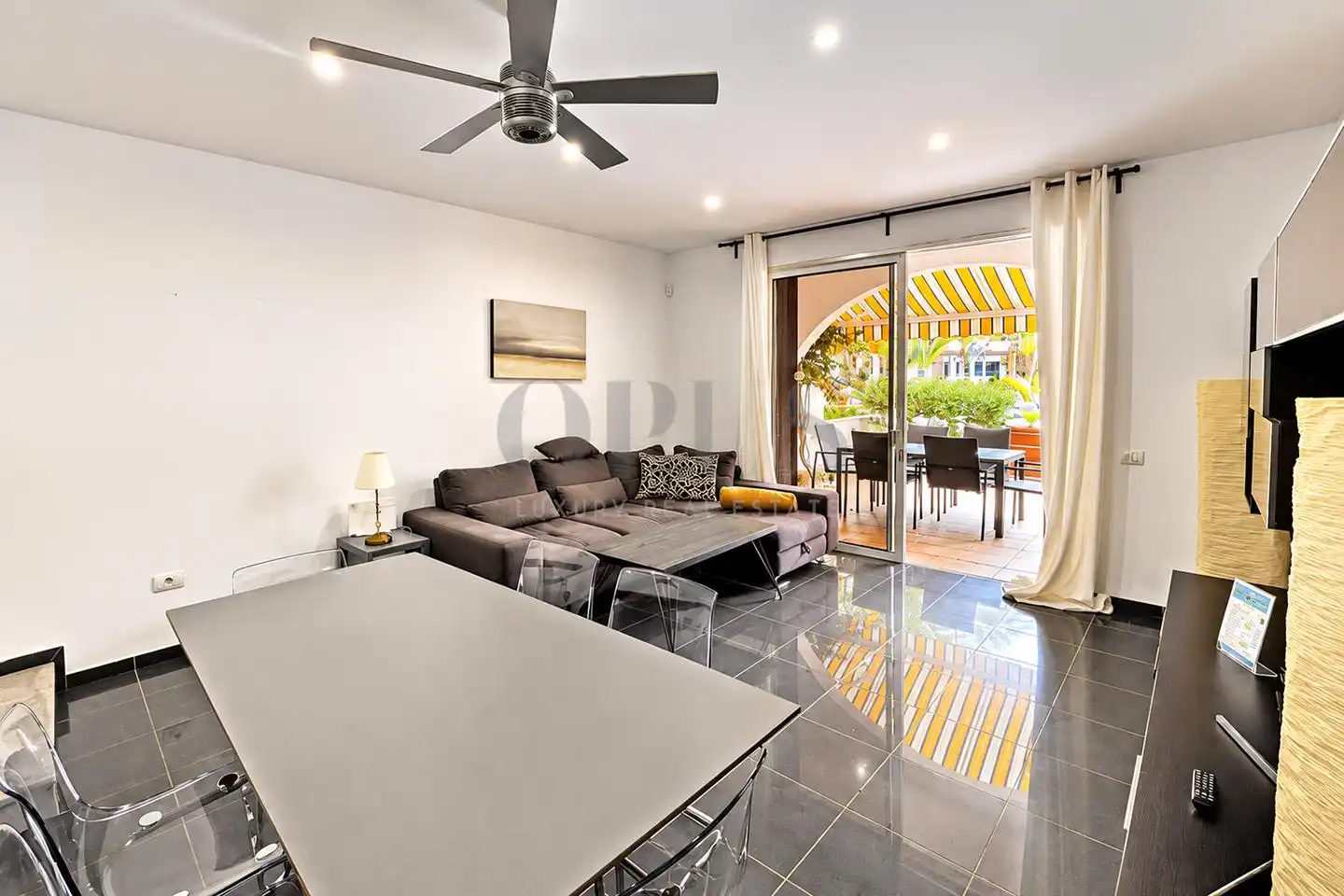 Living room of Houses for sale in Arona  with Terrace, Furnished and Community pool