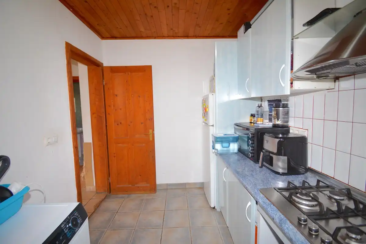 Küche von Haus oder Chalet zum Verkauf in Dénia mit Klimaanlage und Privatgarten