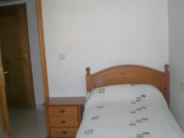 Habitación de Piso para compartir en Centro